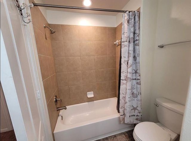 3410 Hunters Canyon, Baytown, TX 77521