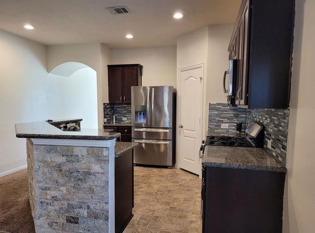 3410 Hunters Canyon, Baytown, TX 77521