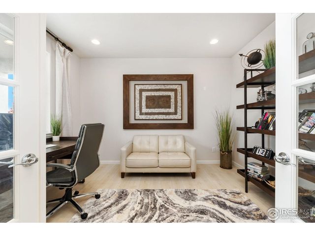 6429 Union Creek Dr, Loveland, CO 80538