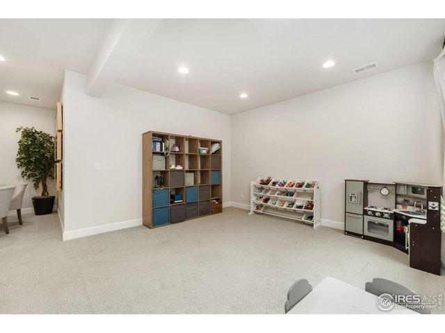 6429 Union Creek Dr, Loveland, CO 80538