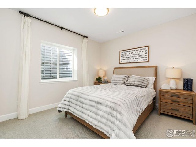 6429 Union Creek Dr, Loveland, CO 80538