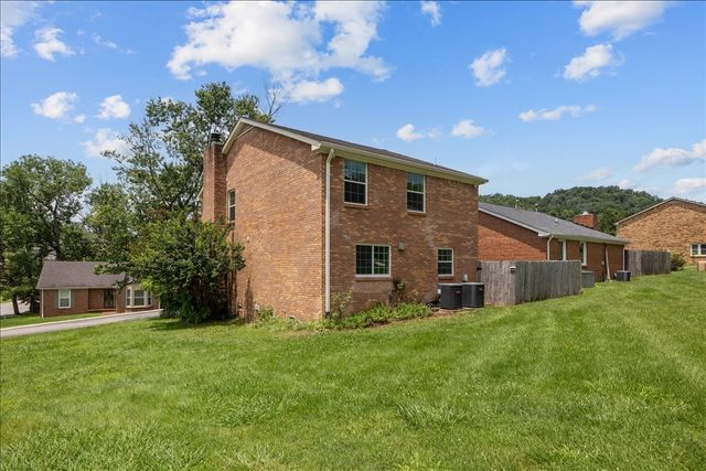 1622 Vineland Dr, Brentwood, TN 37027