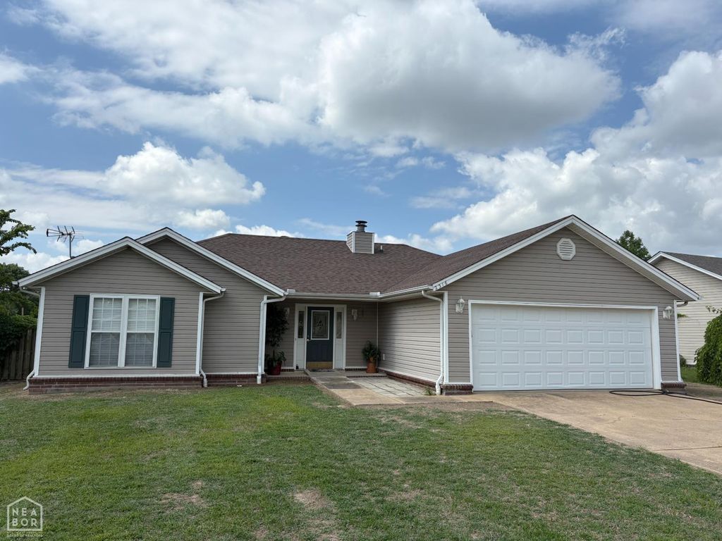 2316 Manchester, Jonesboro, AR 72401