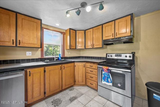 21317 SE 111TH Avenue, Hawthorne, FL 32640