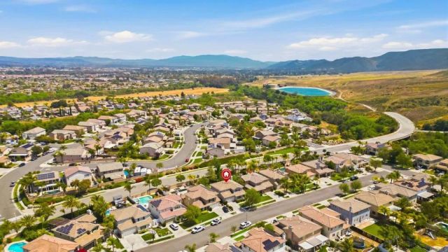 38174 Sherwood Street, Murrieta, CA 92562