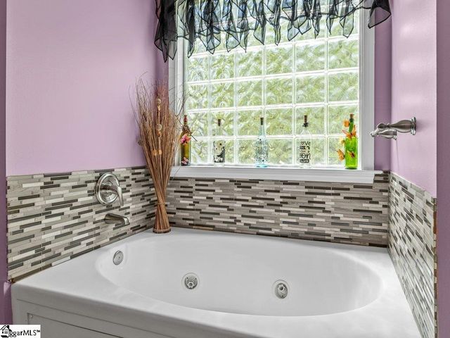 761 Pearson Town Road, Moore, SC 29369