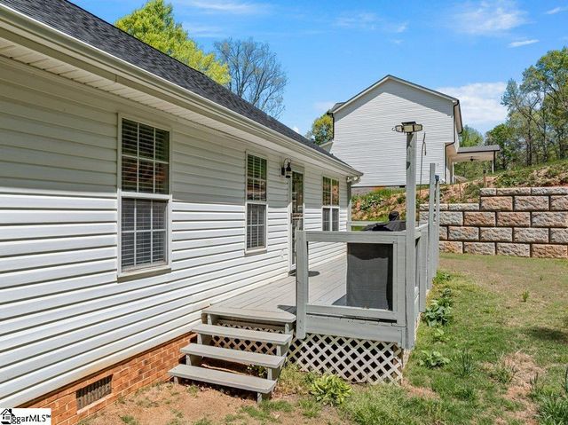 761 Pearson Town Road, Moore, SC 29369