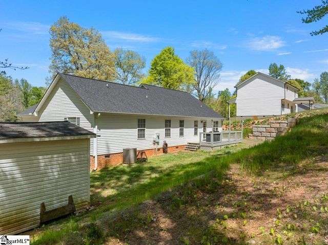 761 Pearson Town Road, Moore, SC 29369