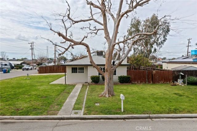3301 Beyers, Bakersfield, CA 93312