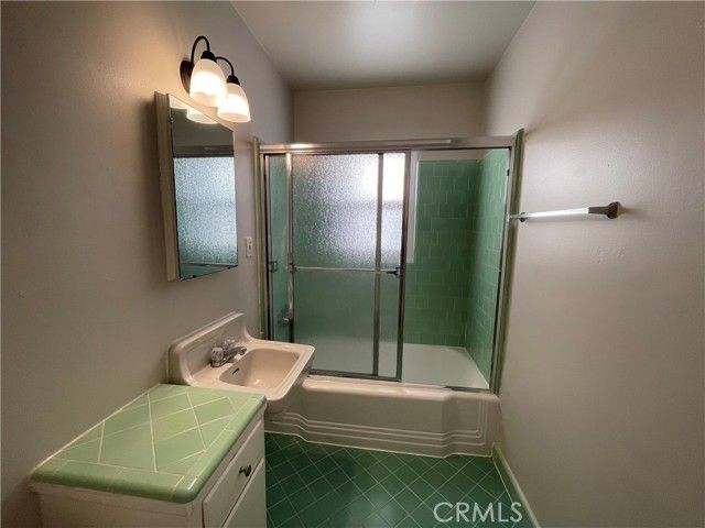 140 Saint Joseph, Long Beach, CA 90803