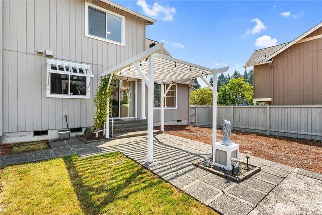 10914 SE 169th Place, Renton, WA 98055