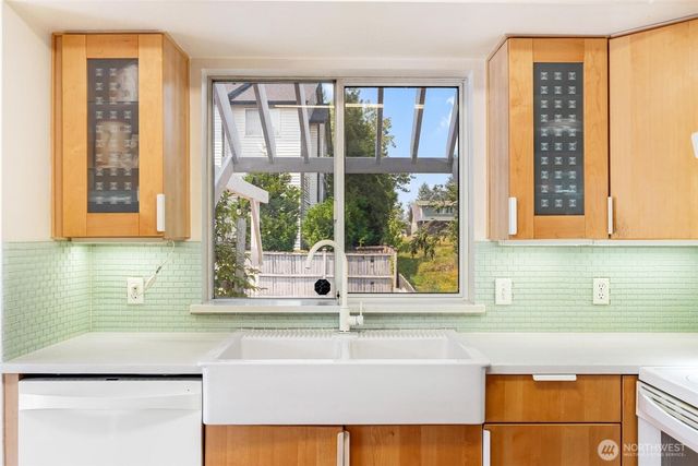 10914 SE 169th Place, Renton, WA 98055
