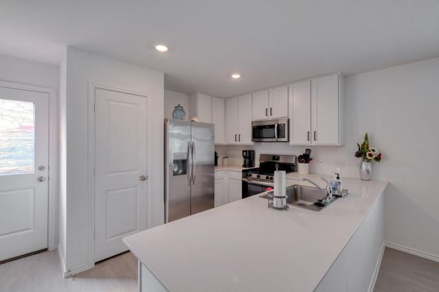 201 Tugboat Annie WAY, Jarrell, TX 76537