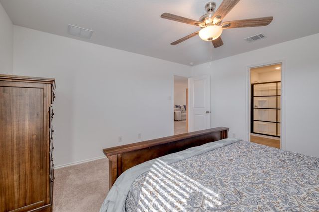 201 Tugboat Annie WAY, Jarrell, TX 76537