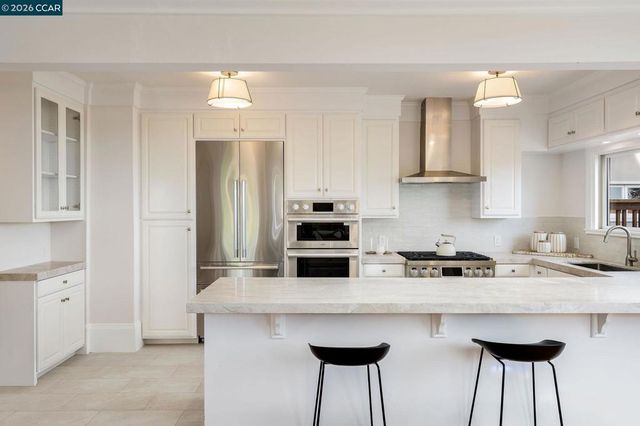 362 Magnolia Ave, Piedmont, CA 94611