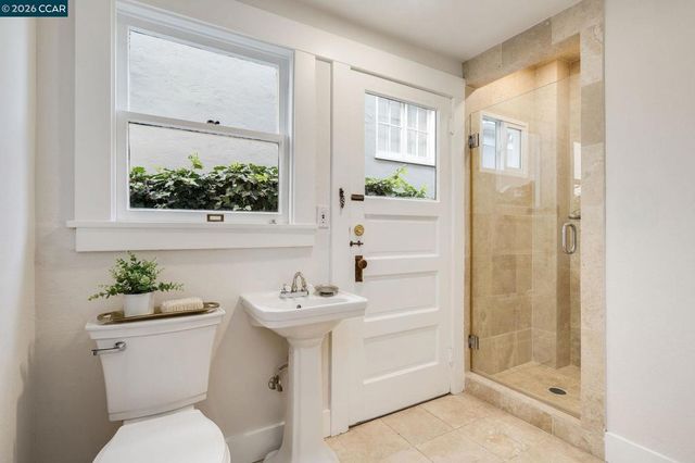 362 Magnolia Ave, Piedmont, CA 94611