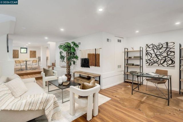 362 Magnolia Ave, Piedmont, CA 94611