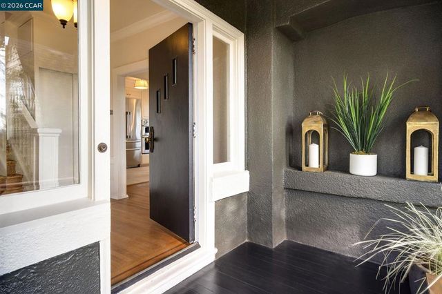 362 Magnolia Ave, Piedmont, CA 94611