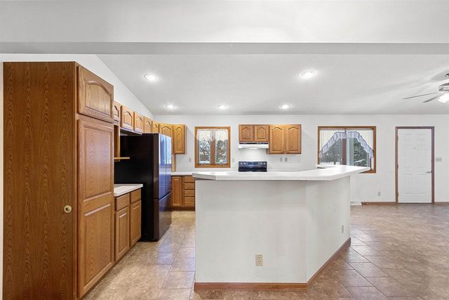 W4770 ERTL ROAD, Menasha, WI 54952