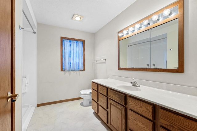 W4770 ERTL ROAD, Menasha, WI 54952