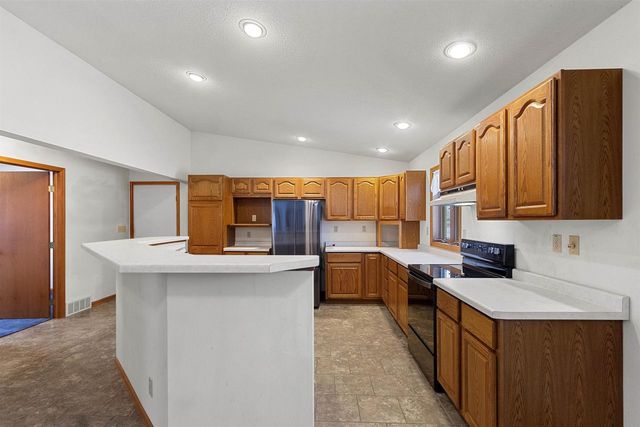 W4770 ERTL ROAD, Menasha, WI 54952