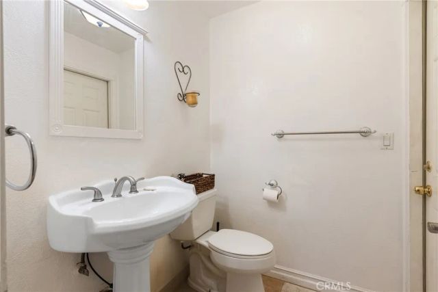 15951 Willett Lane, Huntington Beach, CA 92647