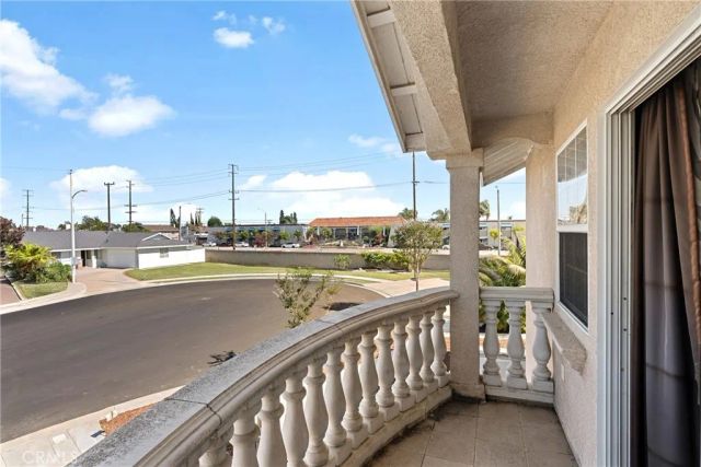 15951 Willett Lane, Huntington Beach, CA 92647