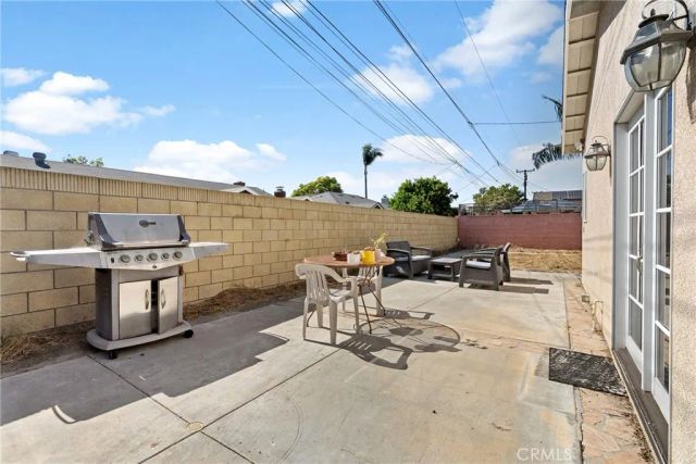 15951 Willett Lane, Huntington Beach, CA 92647