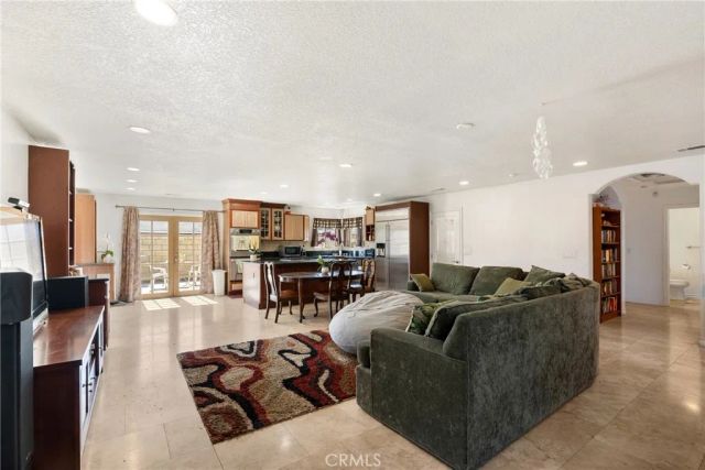 15951 Willett Lane, Huntington Beach, CA 92647