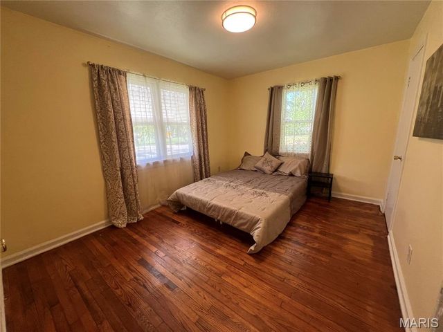 4198 Wright Avenue, St Ann, MO 63074