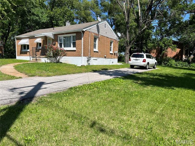 4198 Wright Avenue, St Ann, MO 63074
