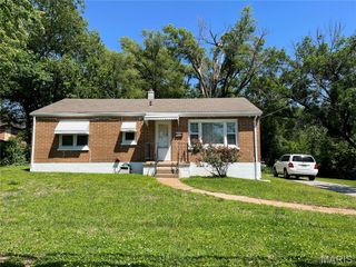 4198 Wright Avenue, St Ann, MO 63074