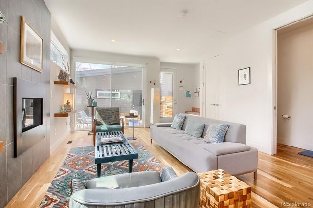 847 S Logan Street, Denver, CO 80209