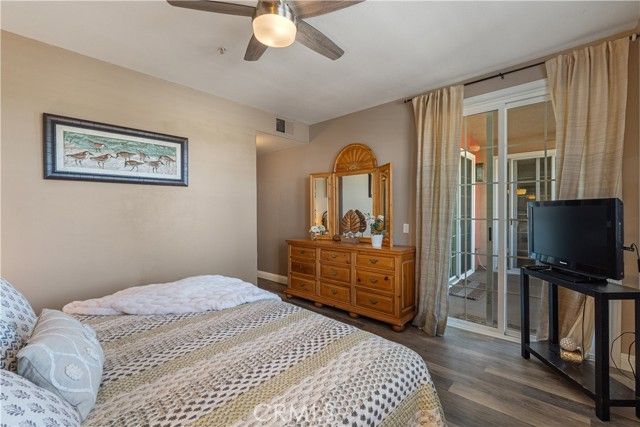 5142 Warner Ave 209, Huntington Beach, CA 92649