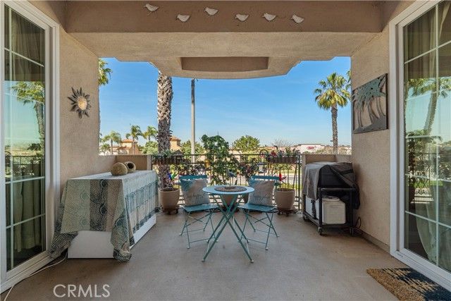 5142 Warner Ave 209, Huntington Beach, CA 92649