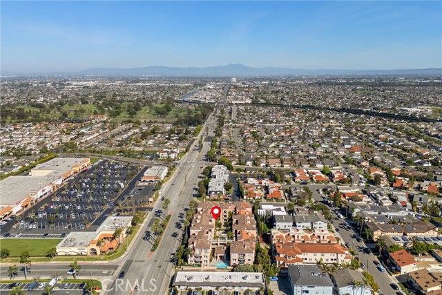 5142 Warner Ave 209, Huntington Beach, CA 92649