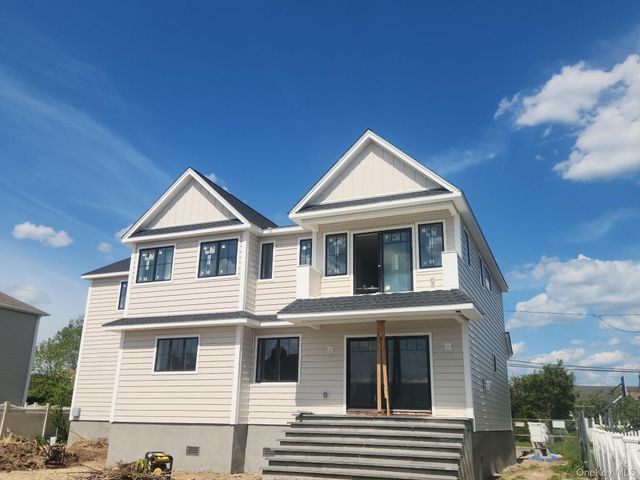 39 Leewater Avenue, Massapequa, NY 11758