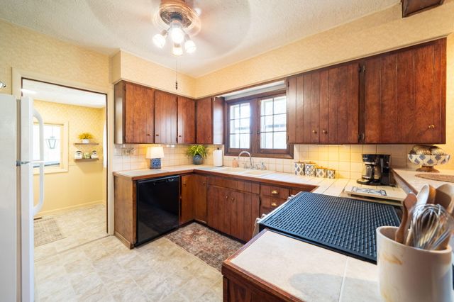 310 S Cross Street, Greenville, MI 48838