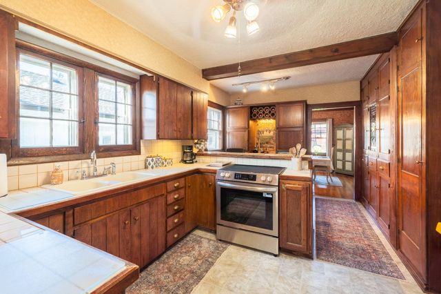 310 S Cross Street, Greenville, MI 48838