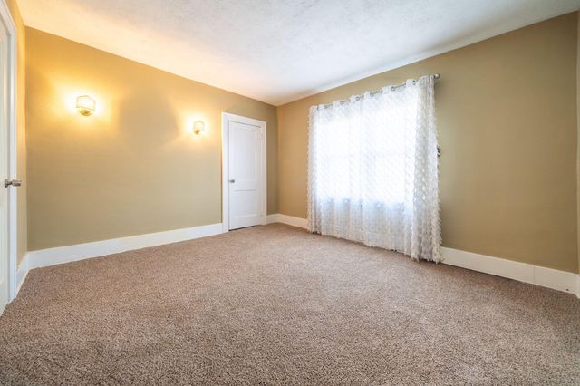 310 S Cross Street, Greenville, MI 48838