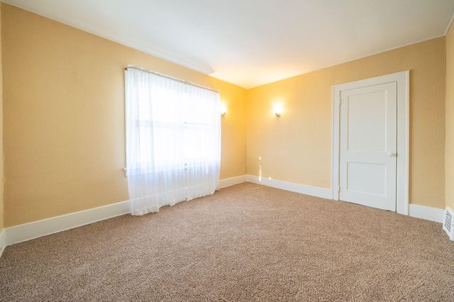 310 S Cross Street, Greenville, MI 48838