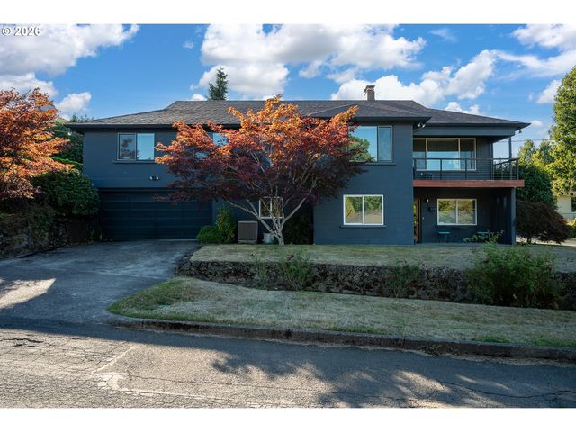 8020 Sw RUBY Ter, Portland, OR 97219