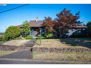 8020 Sw RUBY Ter, Portland, OR 97219
