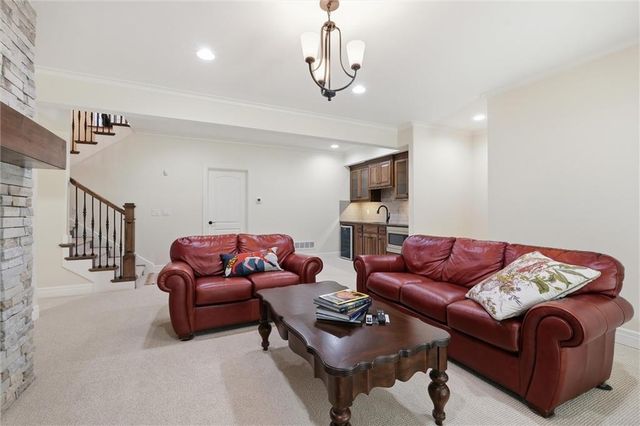 8430 N Donnelly Court, Kansas City, MO 64157