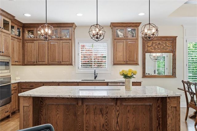 8430 N Donnelly Court, Kansas City, MO 64157