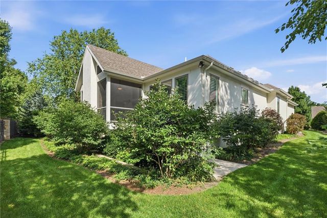8430 N Donnelly Court, Kansas City, MO 64157