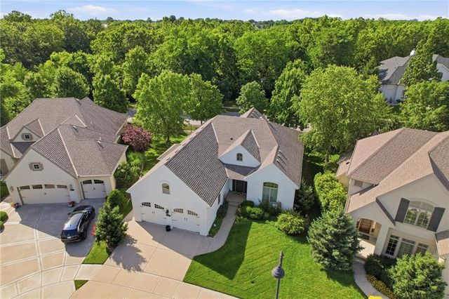 8430 N Donnelly Court, Kansas City, MO 64157