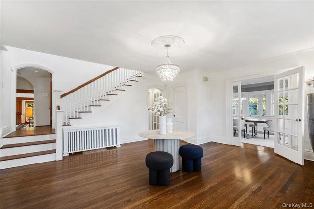 915 Skibo Lane, Mamaroneck, NY 10543