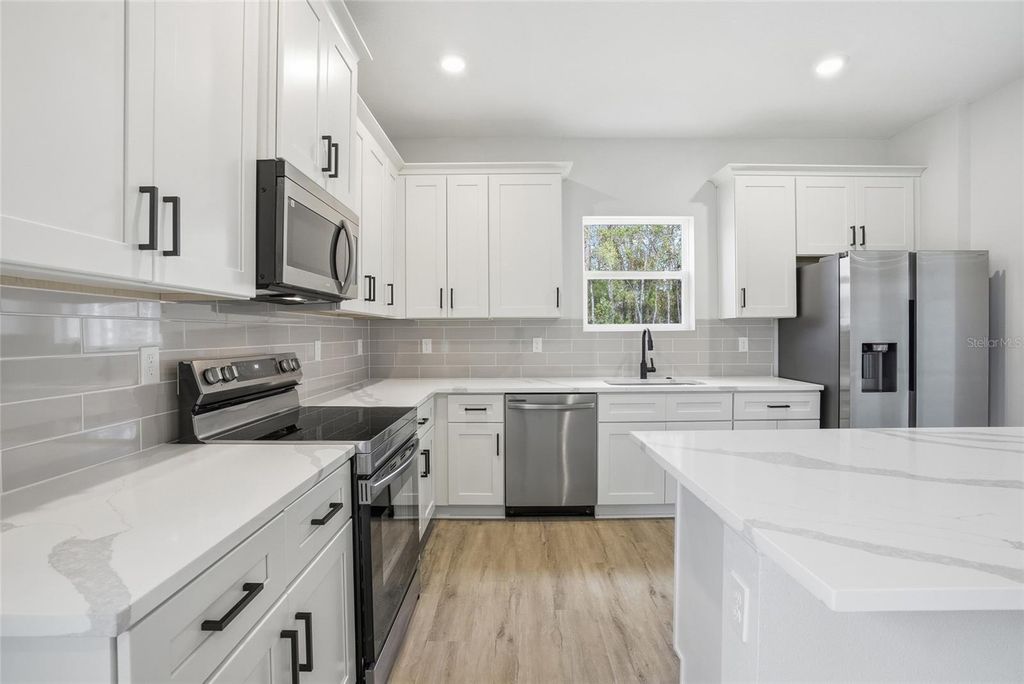 Image 12 of property listing at 6805 SW 132ND STREET, Ocala, FL 34473