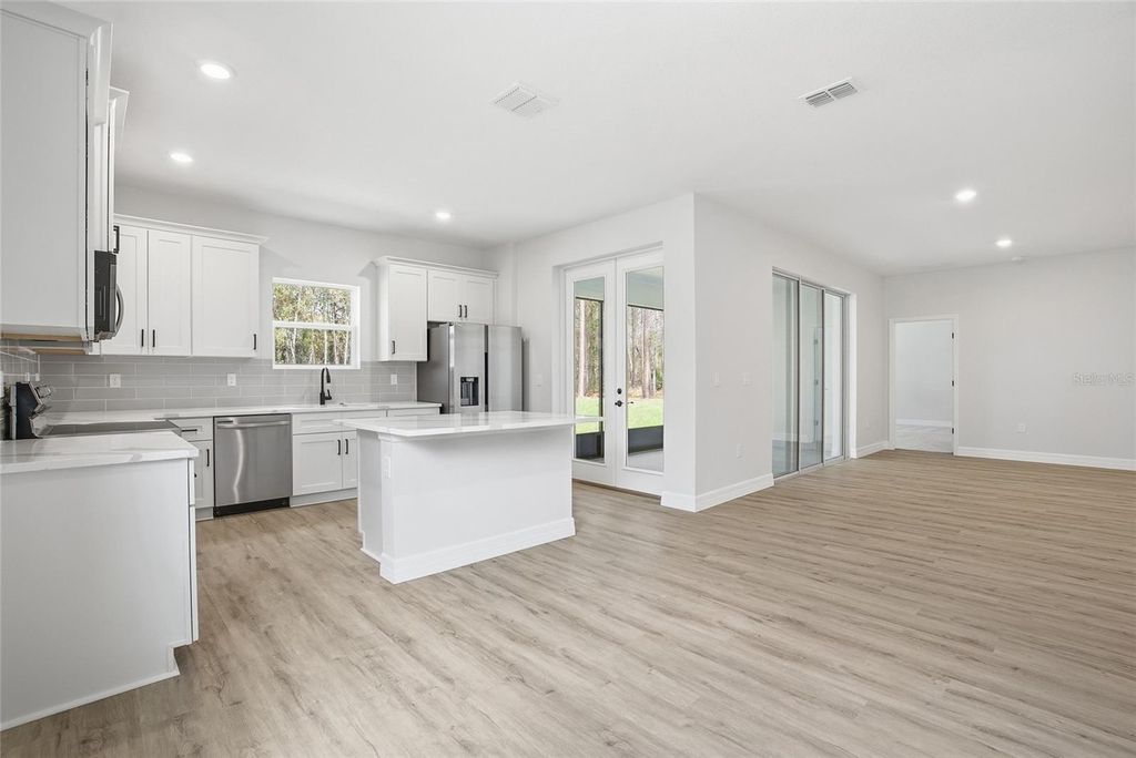 Image 8 of property listing at 6805 SW 132ND STREET, Ocala, FL 34473